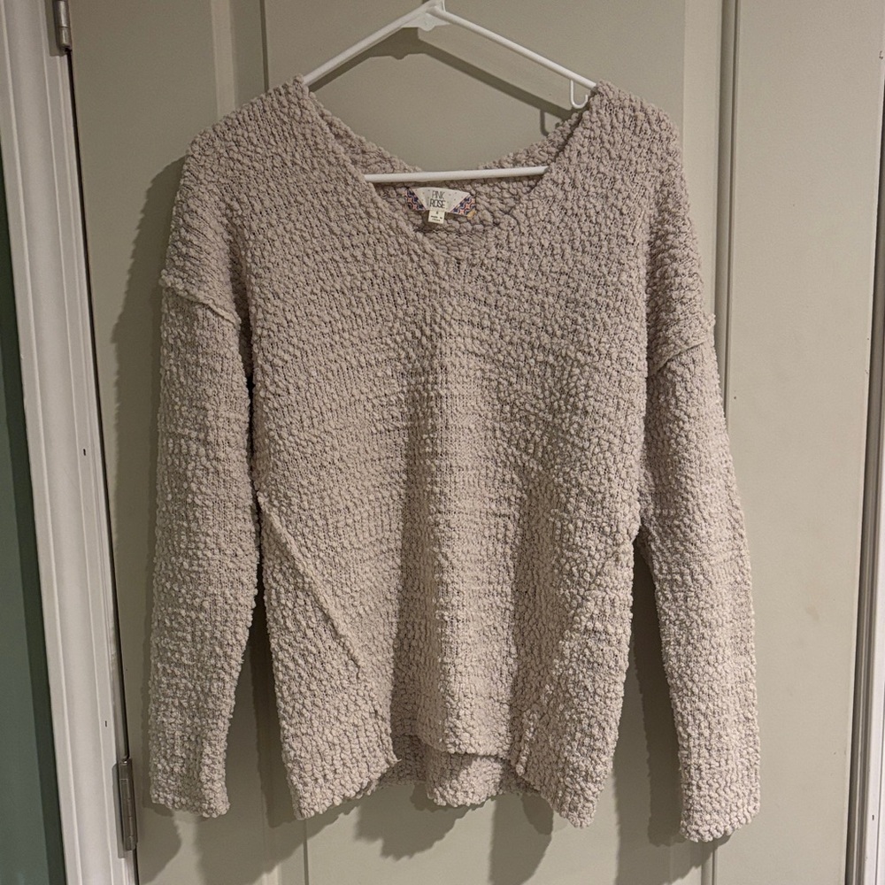 Pink Rose Junior Small Cream V-Neck Popcorn Knit Sweater